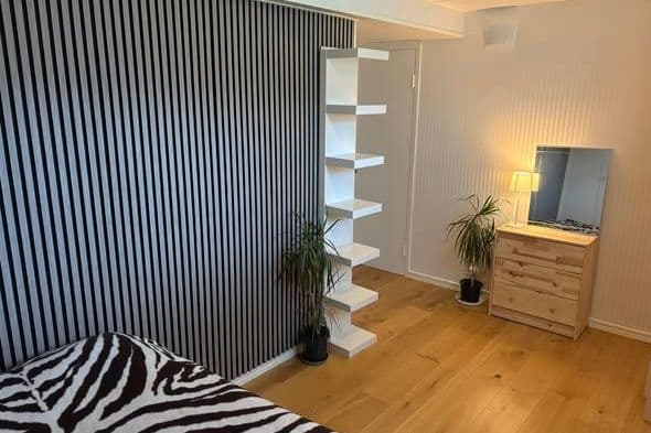 Tryggt rum i villa i Herrängen